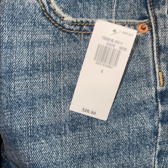 Old Navy High-Rise Slouchy Straight Jean Shorts Relaxed Fit - Picture 2 of 3